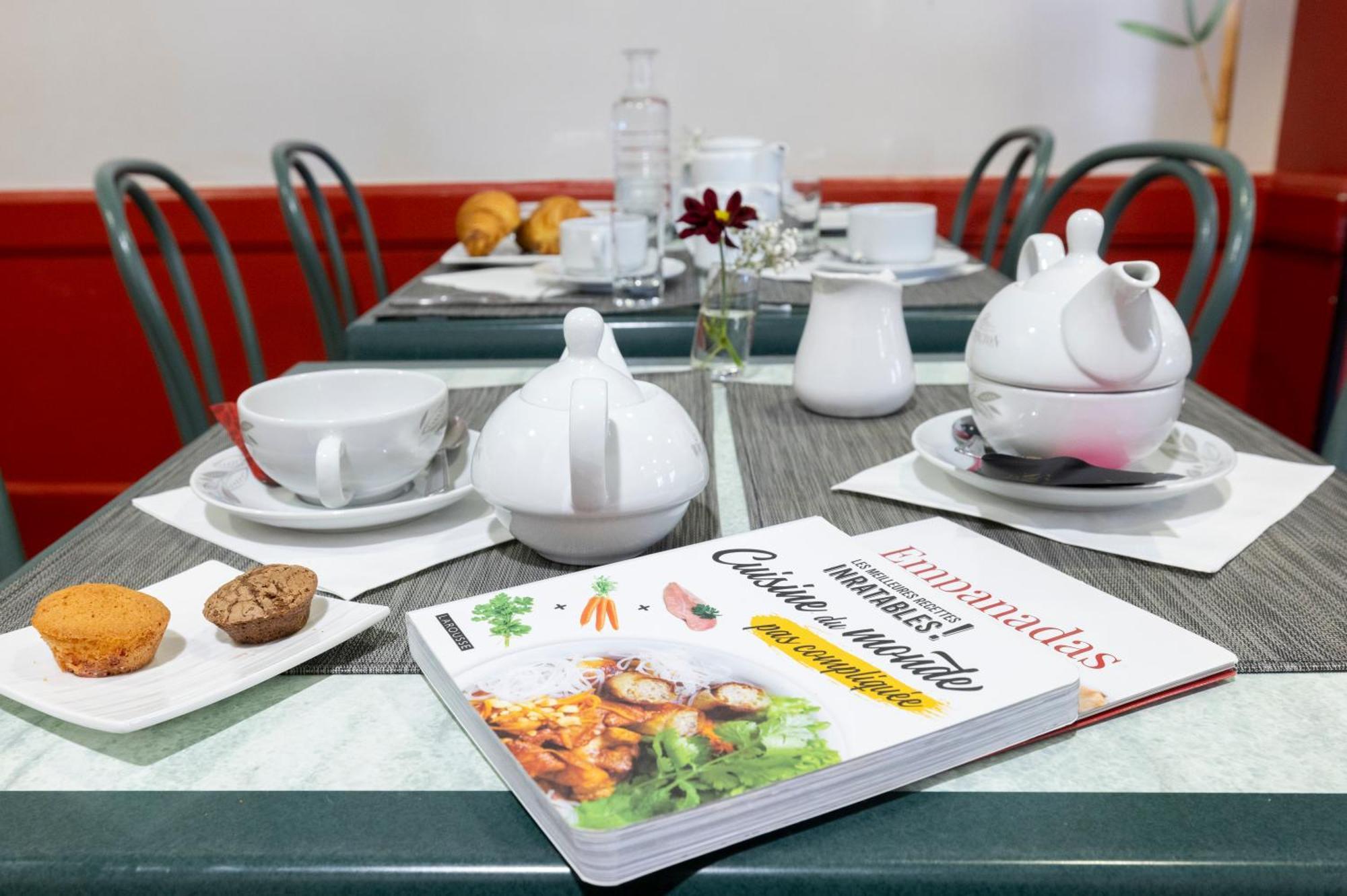 Hotel De Paris Jaligny Ngoại thất bức ảnh