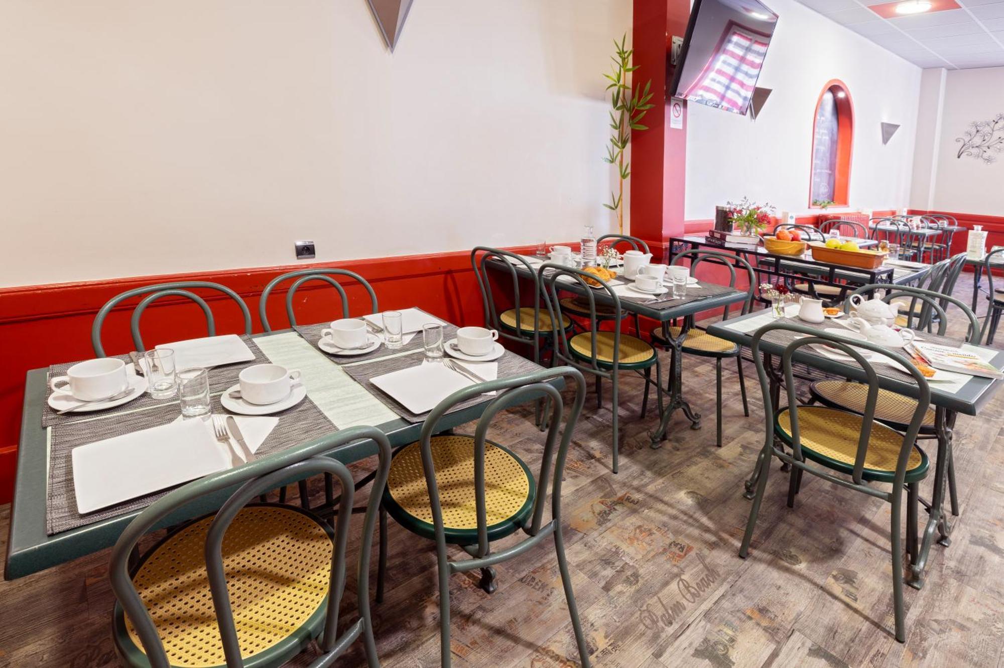 Hotel De Paris Jaligny Ngoại thất bức ảnh