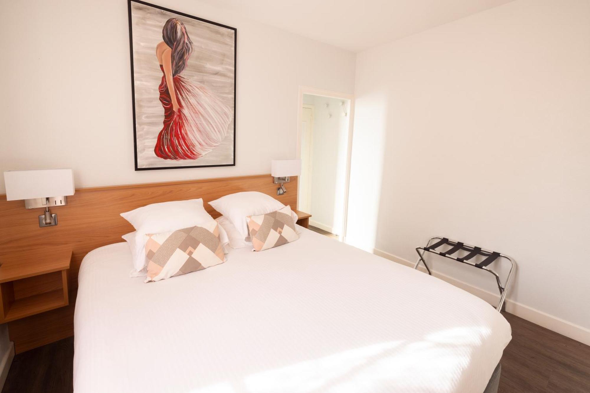 Hotel De Paris Jaligny Ngoại thất bức ảnh